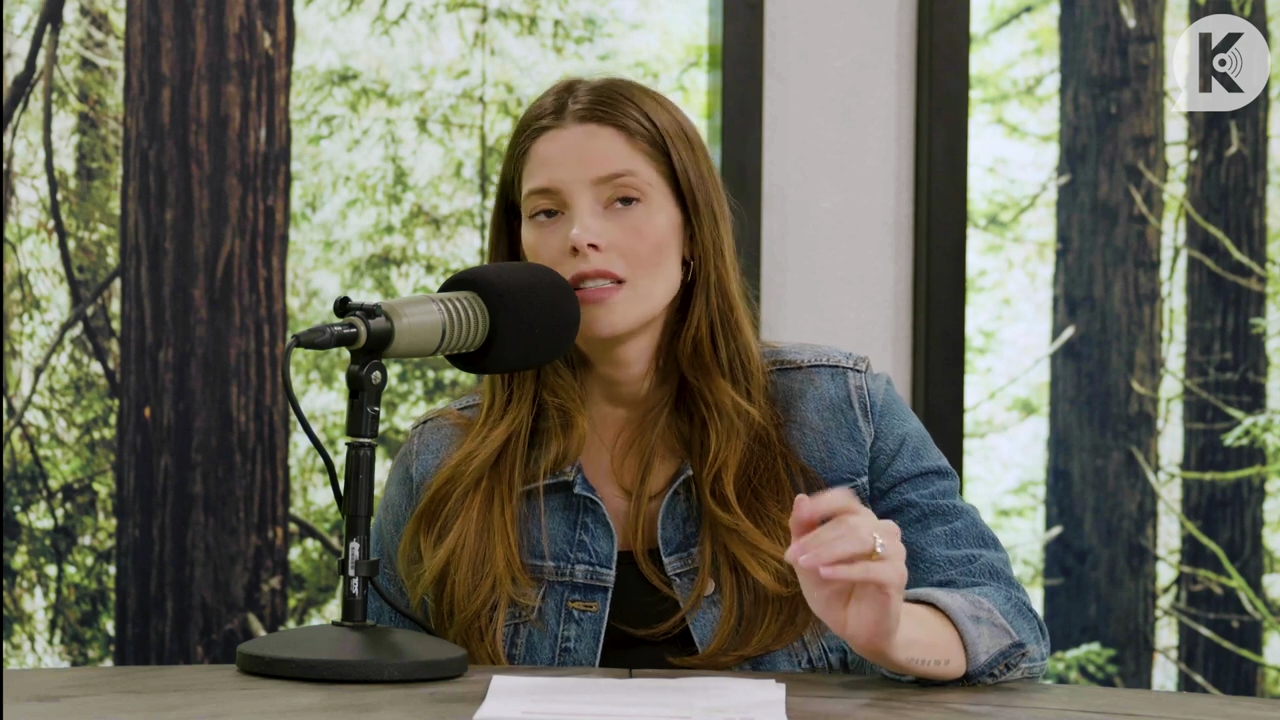 Ashley-Greene-dot-nl_TheTwilightEffect-Aflevering14EclipseRewatchPart2of3-2082.jpg Ashley-Greene-dot-nl_TheTwilightEffect-Aflevering14EclipseRewatchPart2of3-2082.jpg