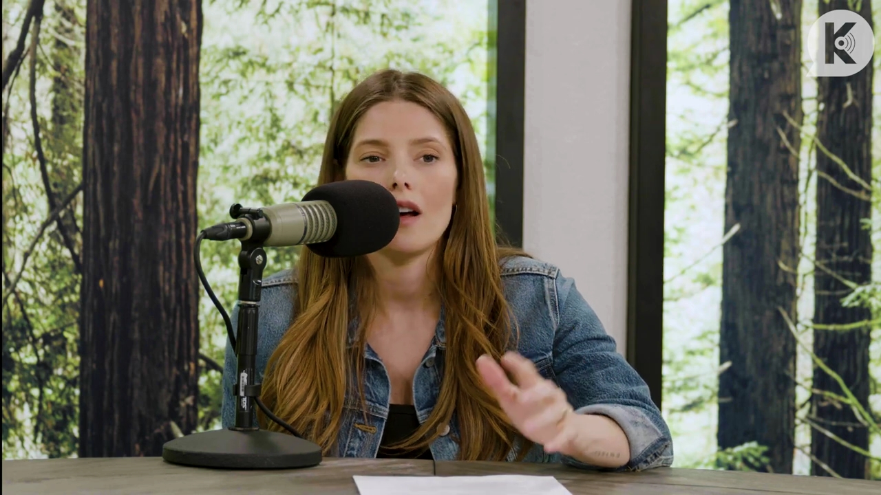 Ashley-Greene-dot-nl_TheTwilightEffect-Aflevering14EclipseRewatchPart2of3-2598.jpg Ashley-Greene-dot-nl_TheTwilightEffect-Aflevering14EclipseRewatchPart2of3-2598.jpg