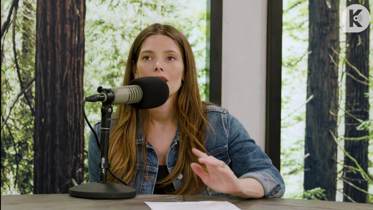 Ashley-Greene-dot-nl_TheTwilightEffect-Aflevering14EclipseRewatchPart2of3-2700.jpg