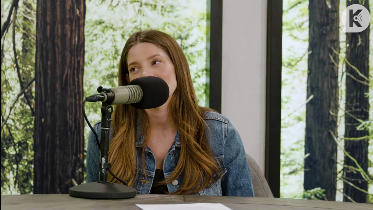 Ashley-Greene-dot-nl_TheTwilightEffect-Aflevering14EclipseRewatchPart2of3-2797.jpg