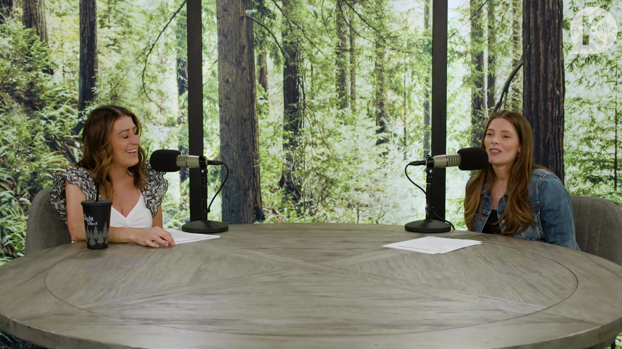 Ashley-Greene-dot-nl_TheTwilightEffect-Aflevering14EclipseRewatchPart2of3-2914.jpg