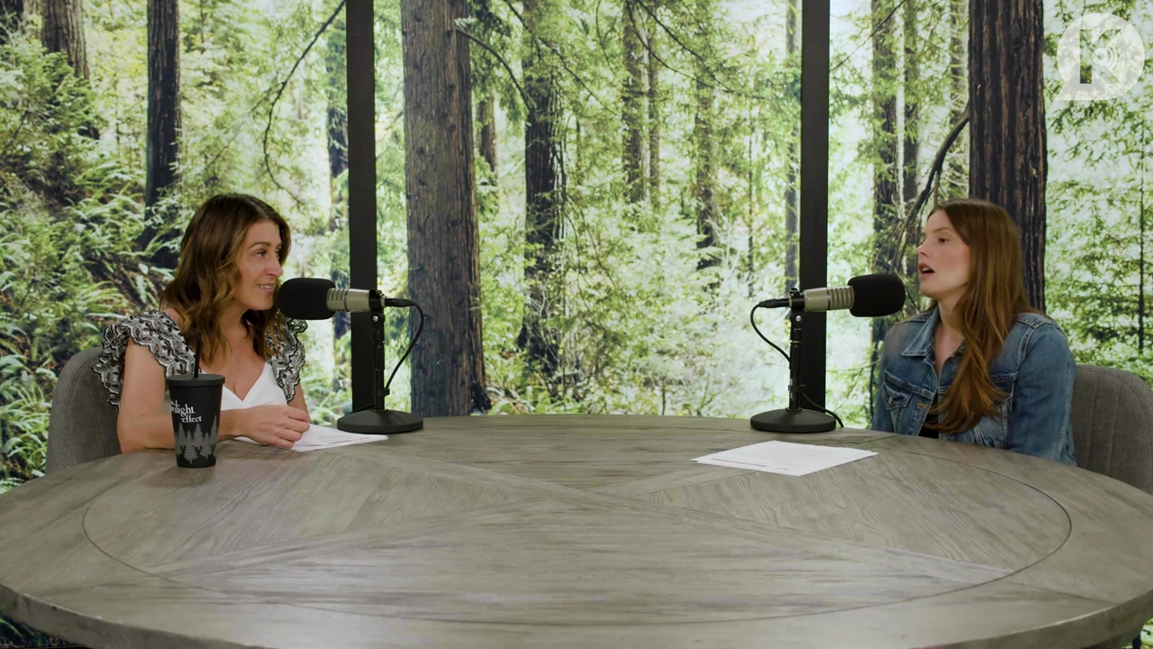 Ashley-Greene-dot-nl_TheTwilightEffect-Aflevering14EclipseRewatchPart2of3-3123.jpg