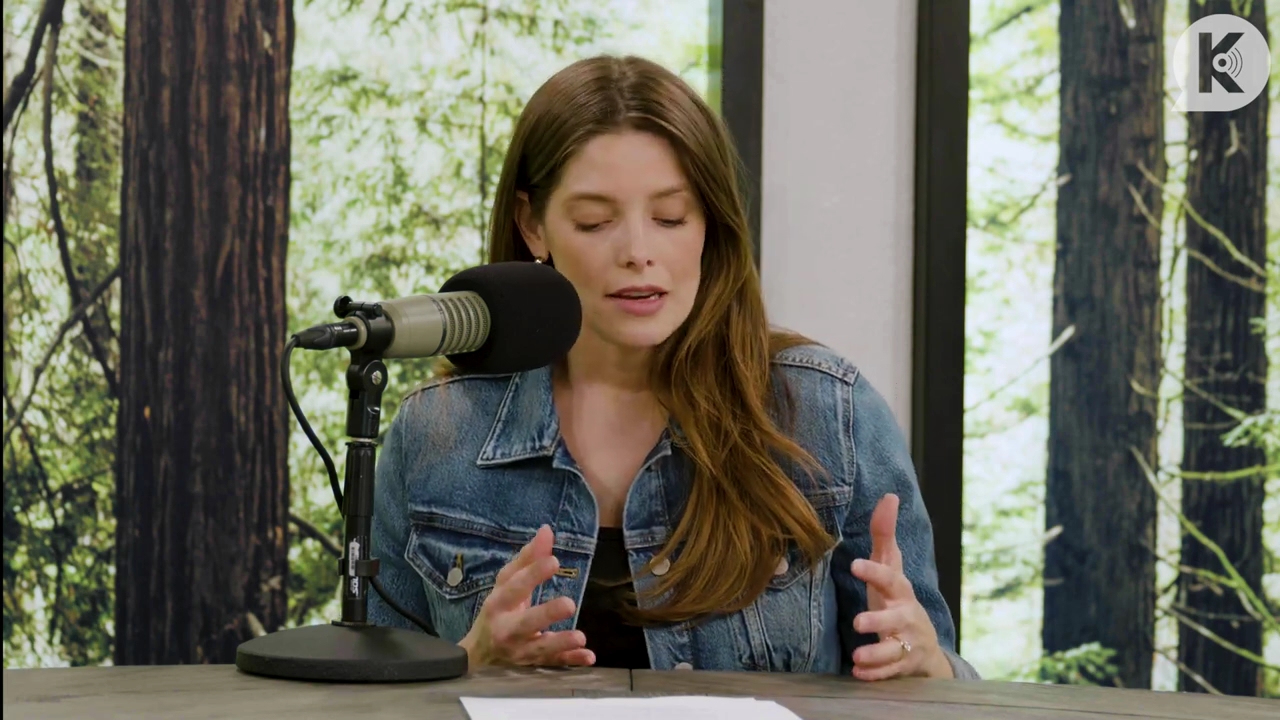 Ashley-Greene-dot-nl_TheTwilightEffect-Aflevering14EclipseRewatchPart2of3-3165.jpg