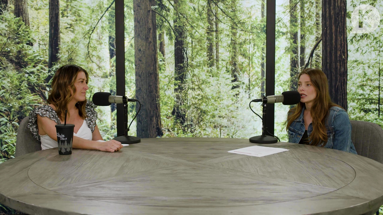 Ashley-Greene-dot-nl_TheTwilightEffect-Aflevering14EclipseRewatchPart2of3-3254.jpg Ashley-Greene-dot-nl_TheTwilightEffect-Aflevering14EclipseRewatchPart2of3-3254.jpg