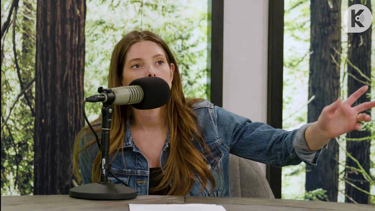 Ashley-Greene-dot-nl_TheTwilightEffect-Aflevering14EclipseRewatchPart2of3-3299.jpg Ashley-Greene-dot-nl_TheTwilightEffect-Aflevering14EclipseRewatchPart2of3-3299.jpg