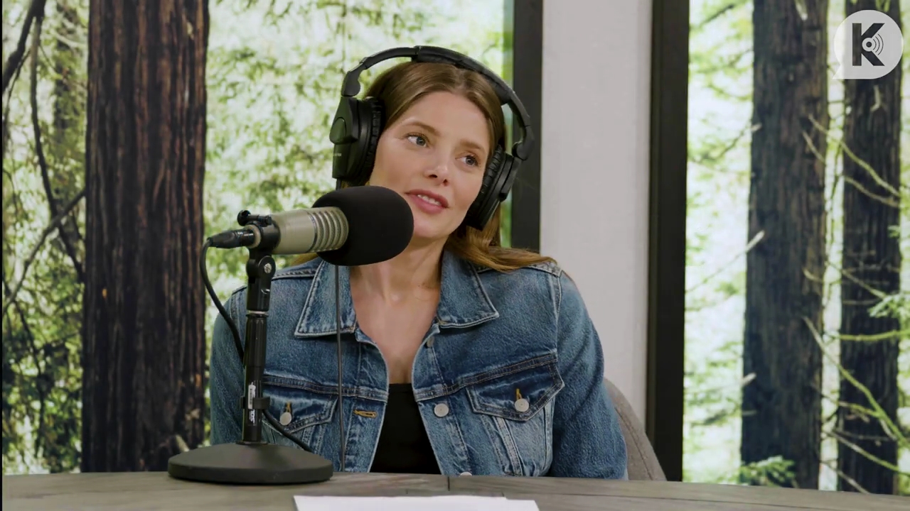 Ashley-Greene-dot-nl_TheTwilightEffect-Aflevering14EclipseRewatchPart2of3-3720.jpg