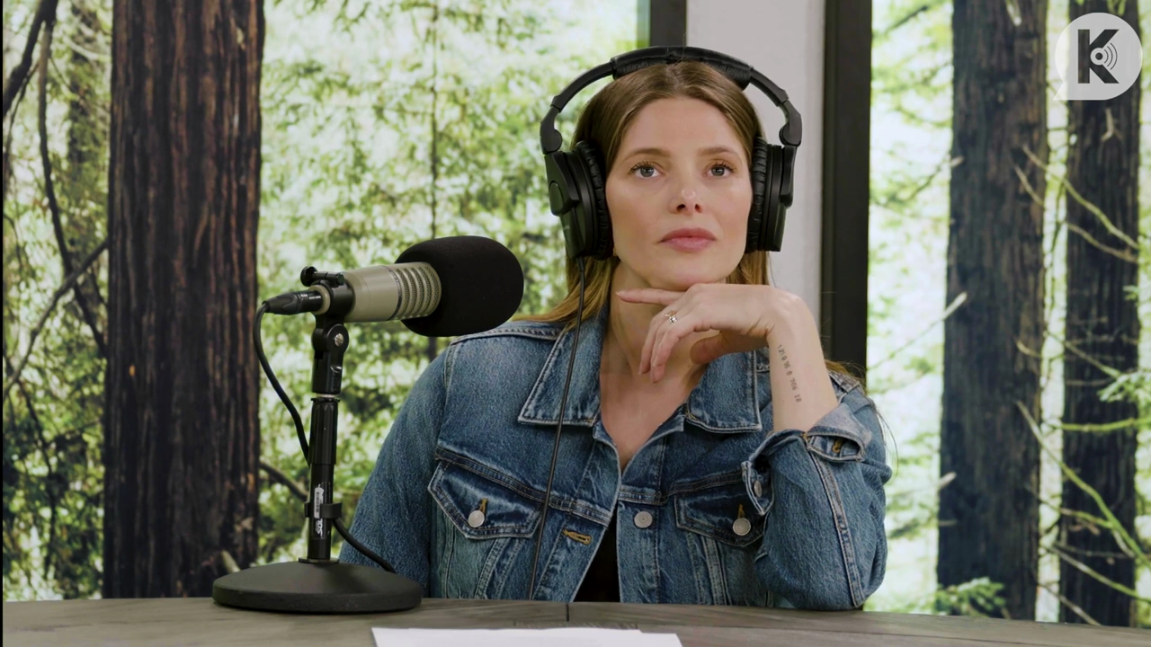 Ashley-Greene-dot-nl_TheTwilightEffect-Aflevering14EclipseRewatchPart2of3-3752.jpg Ashley-Greene-dot-nl_TheTwilightEffect-Aflevering14EclipseRewatchPart2of3-3752.jpg