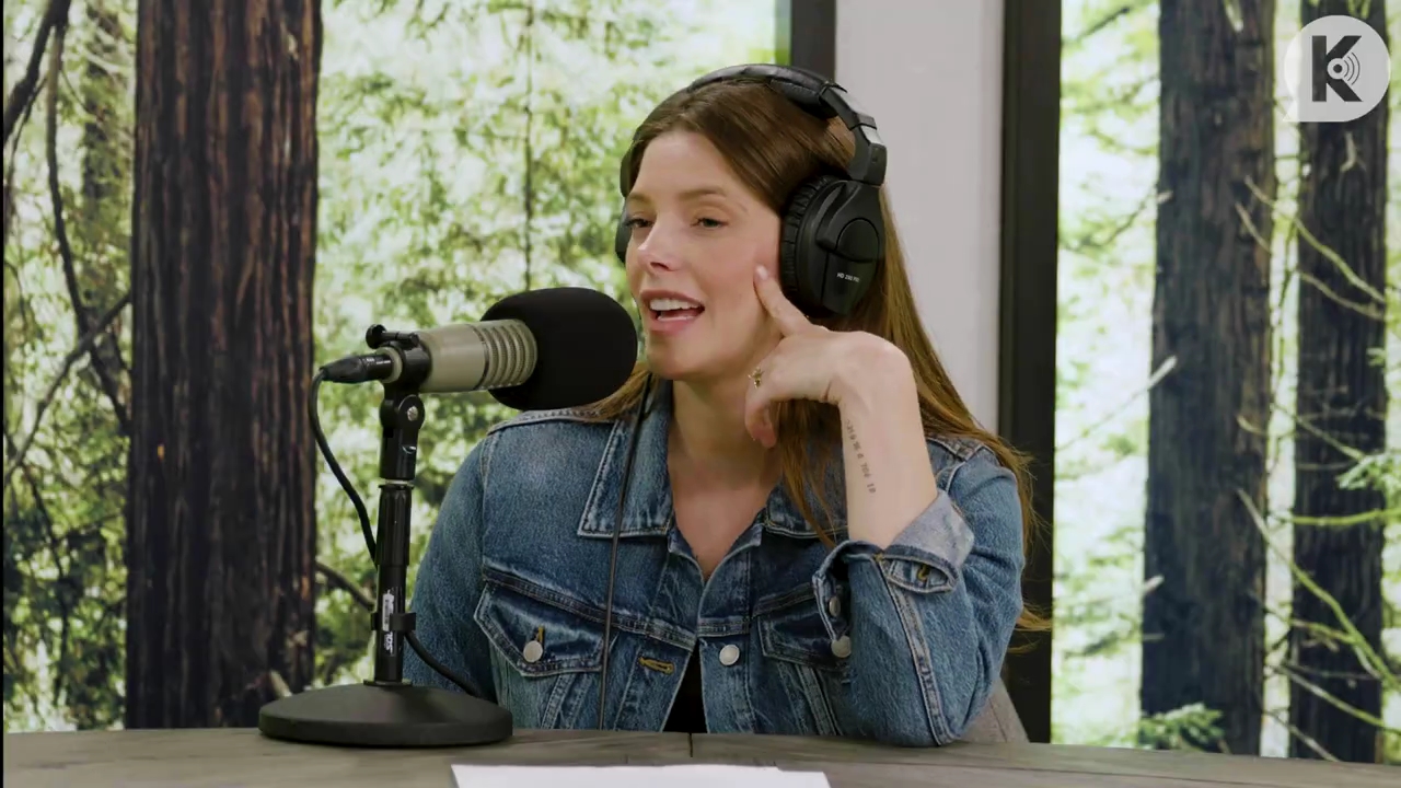 Ashley-Greene-dot-nl_TheTwilightEffect-Aflevering14EclipseRewatchPart2of3-3866.jpg
