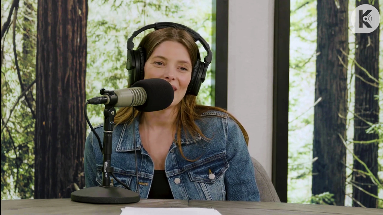 Ashley-Greene-dot-nl_TheTwilightEffect-Aflevering14EclipseRewatchPart2of3-3957.jpg Ashley-Greene-dot-nl_TheTwilightEffect-Aflevering14EclipseRewatchPart2of3-3957.jpg