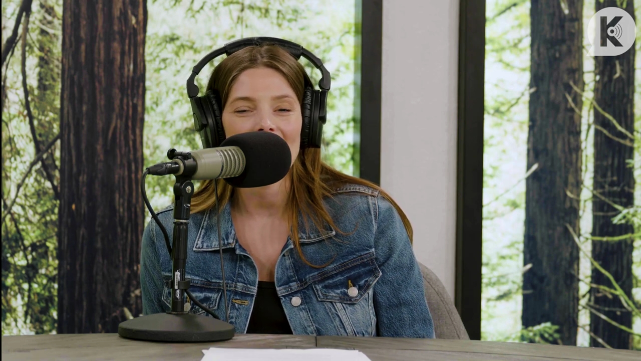 Ashley-Greene-dot-nl_TheTwilightEffect-Aflevering14EclipseRewatchPart2of3-3962.jpg