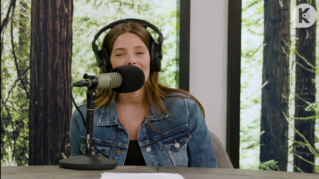 Ashley-Greene-dot-nl_TheTwilightEffect-Aflevering14EclipseRewatchPart2of3-3965.jpg