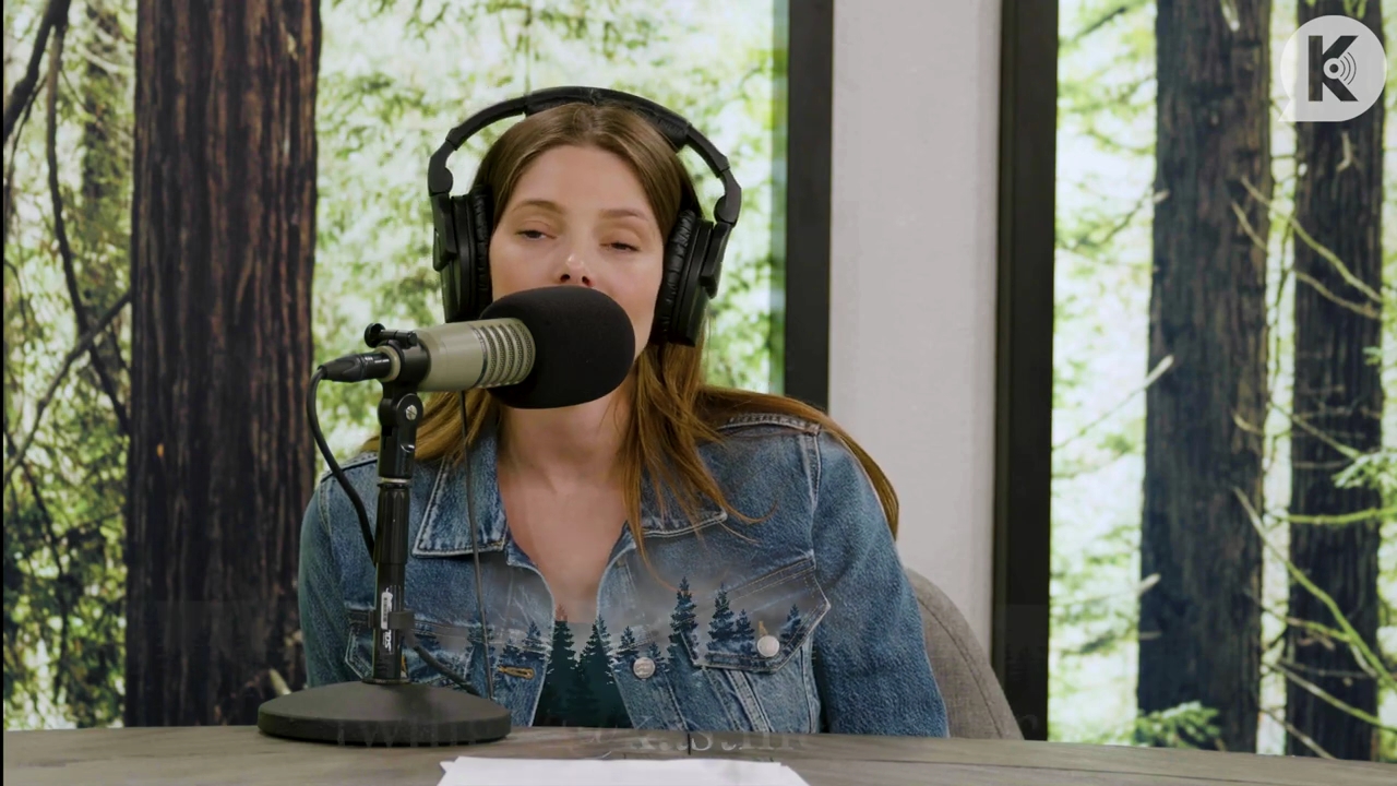 Ashley-Greene-dot-nl_TheTwilightEffect-Aflevering14EclipseRewatchPart2of3-3968.jpg Ashley-Greene-dot-nl_TheTwilightEffect-Aflevering14EclipseRewatchPart2of3-3968.jpg