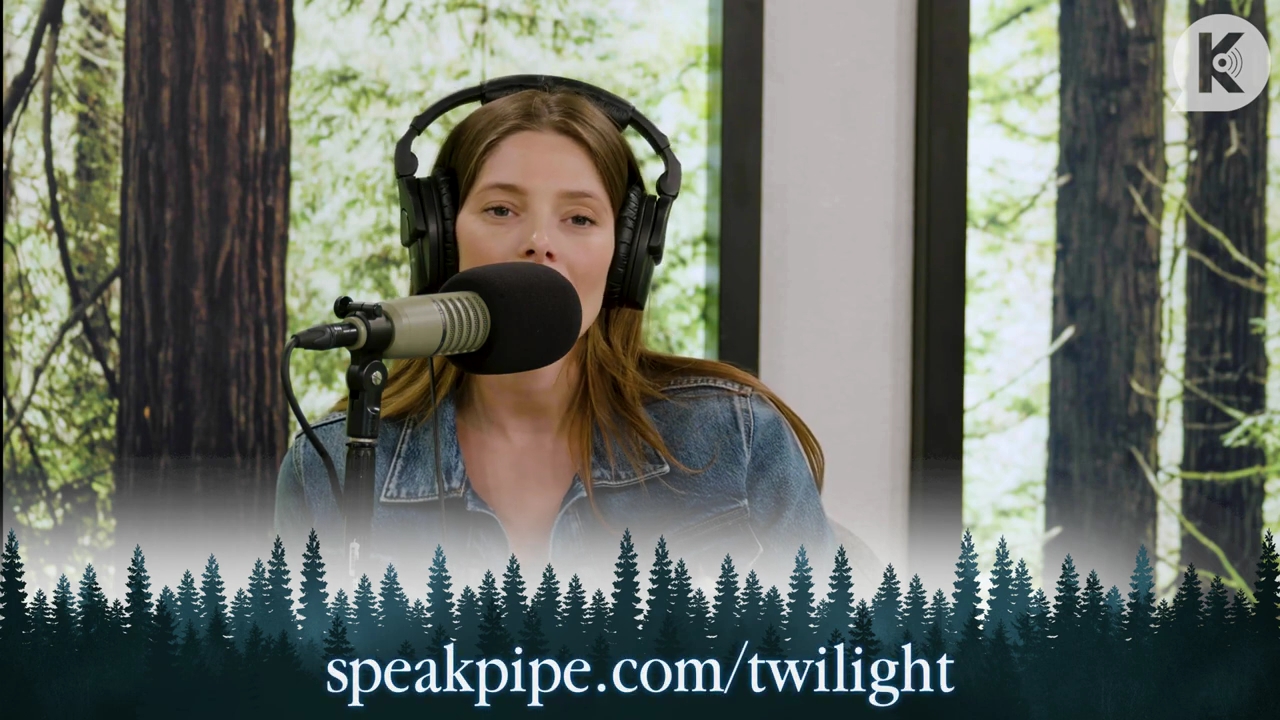 Ashley-Greene-dot-nl_TheTwilightEffect-Aflevering14EclipseRewatchPart2of3-3977.jpg Ashley-Greene-dot-nl_TheTwilightEffect-Aflevering14EclipseRewatchPart2of3-3977.jpg