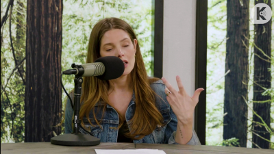 Ashley-Greene-dot-nl_TheTwilightEffect-Aflevering14EclipseRewatchPart2of3-3341.jpg