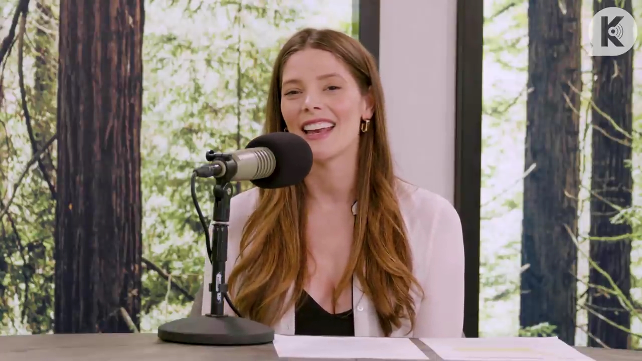 Ashley-Greene-dot-nl_TheTwilightEffect-Aflevering14EclipseRewatchPart3of3-0022.jpg