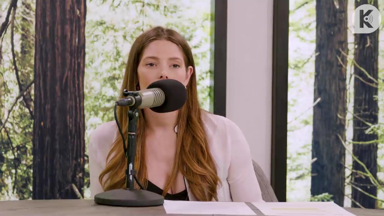 Ashley-Greene-dot-nl_TheTwilightEffect-Aflevering14EclipseRewatchPart3of3-0106.jpg
