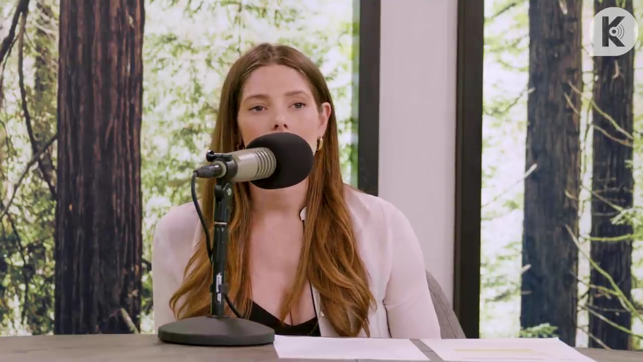 Ashley-Greene-dot-nl_TheTwilightEffect-Aflevering14EclipseRewatchPart3of3-0107.jpg