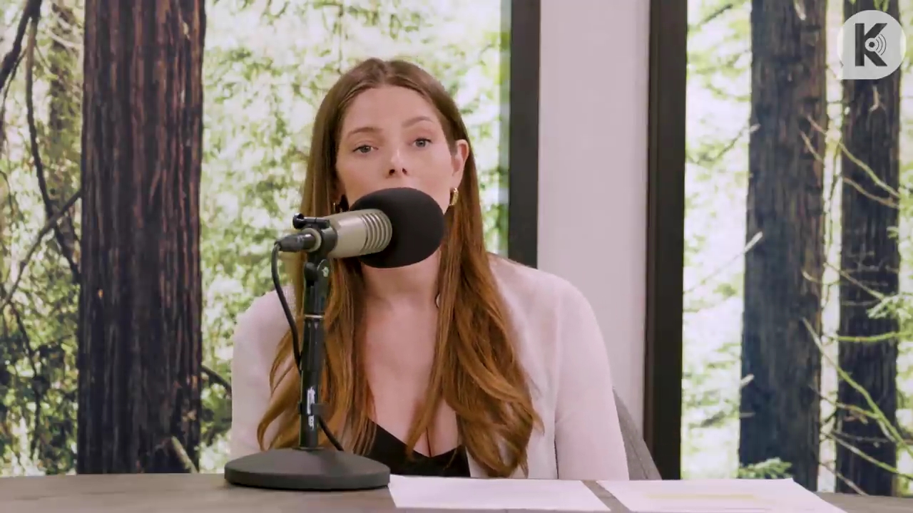 Ashley-Greene-dot-nl_TheTwilightEffect-Aflevering14EclipseRewatchPart3of3-0130.jpg