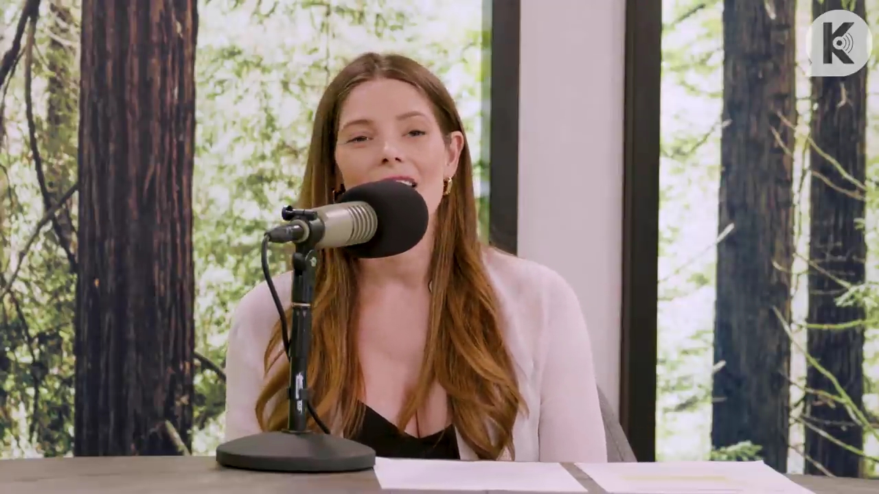 Ashley-Greene-dot-nl_TheTwilightEffect-Aflevering14EclipseRewatchPart3of3-0131.jpg