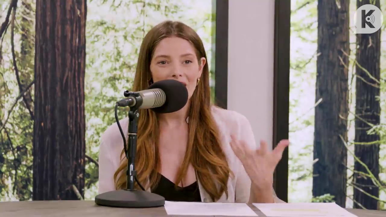 Ashley-Greene-dot-nl_TheTwilightEffect-Aflevering14EclipseRewatchPart3of3-0141.jpg