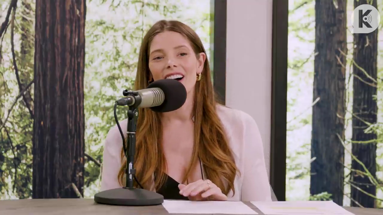 Ashley-Greene-dot-nl_TheTwilightEffect-Aflevering14EclipseRewatchPart3of3-0156.jpg
