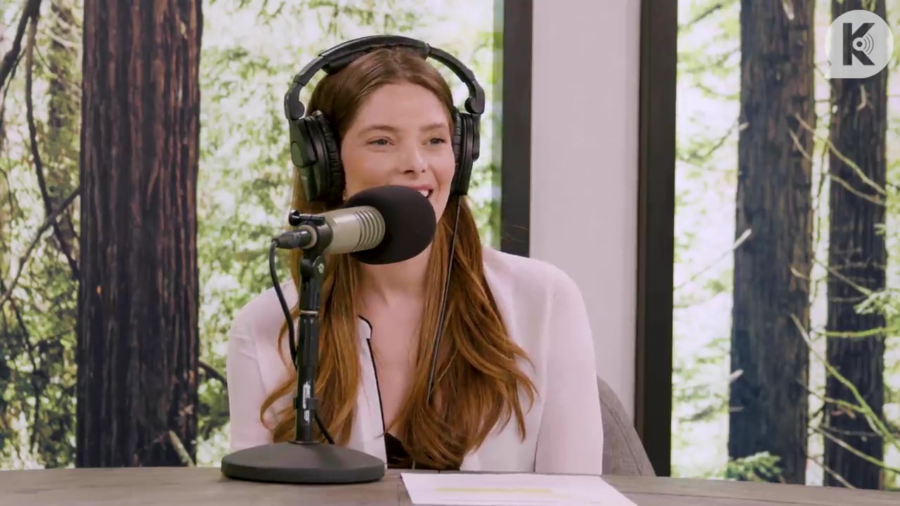Ashley-Greene-dot-nl_TheTwilightEffect-Aflevering14EclipseRewatchPart3of3-0207.jpg