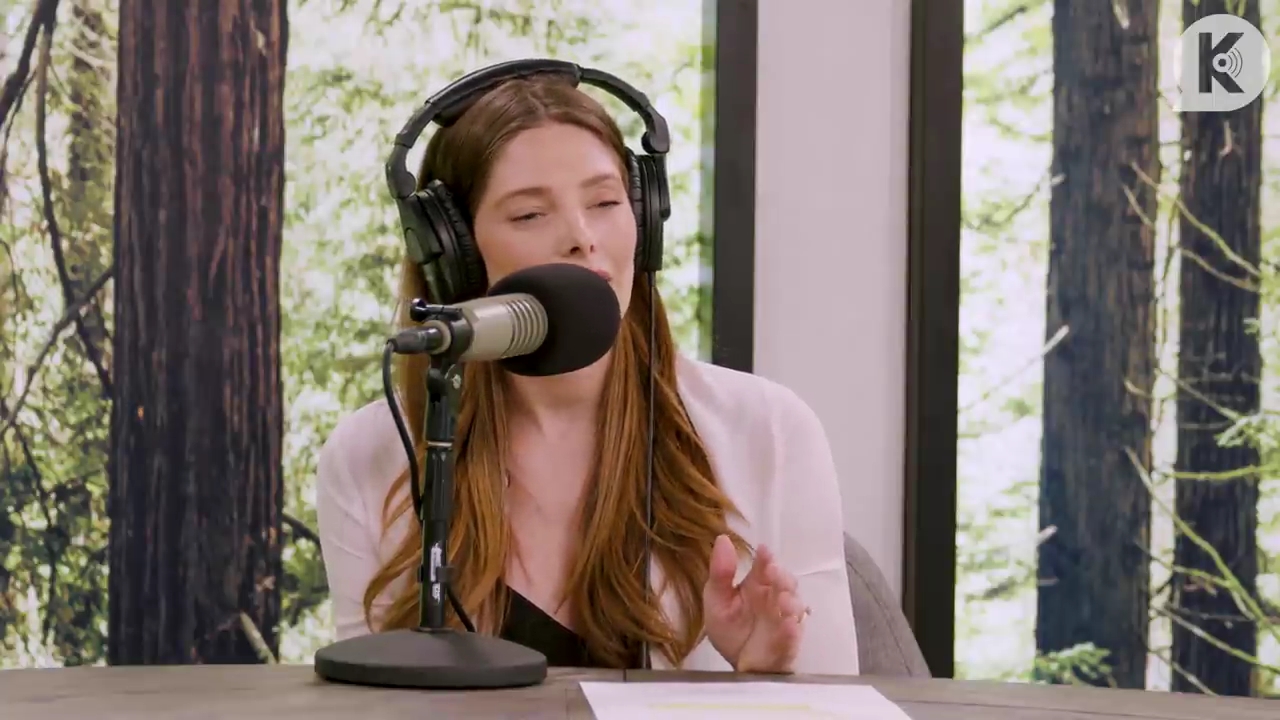 Ashley-Greene-dot-nl_TheTwilightEffect-Aflevering14EclipseRewatchPart3of3-0574.jpg Ashley-Greene-dot-nl_TheTwilightEffect-Aflevering14EclipseRewatchPart3of3-0574.jpg