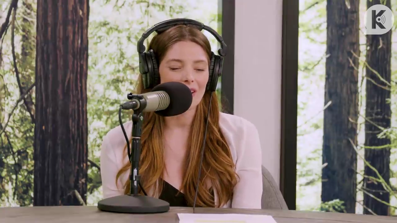 Ashley-Greene-dot-nl_TheTwilightEffect-Aflevering14EclipseRewatchPart3of3-0958.jpg Ashley-Greene-dot-nl_TheTwilightEffect-Aflevering14EclipseRewatchPart3of3-0958.jpg