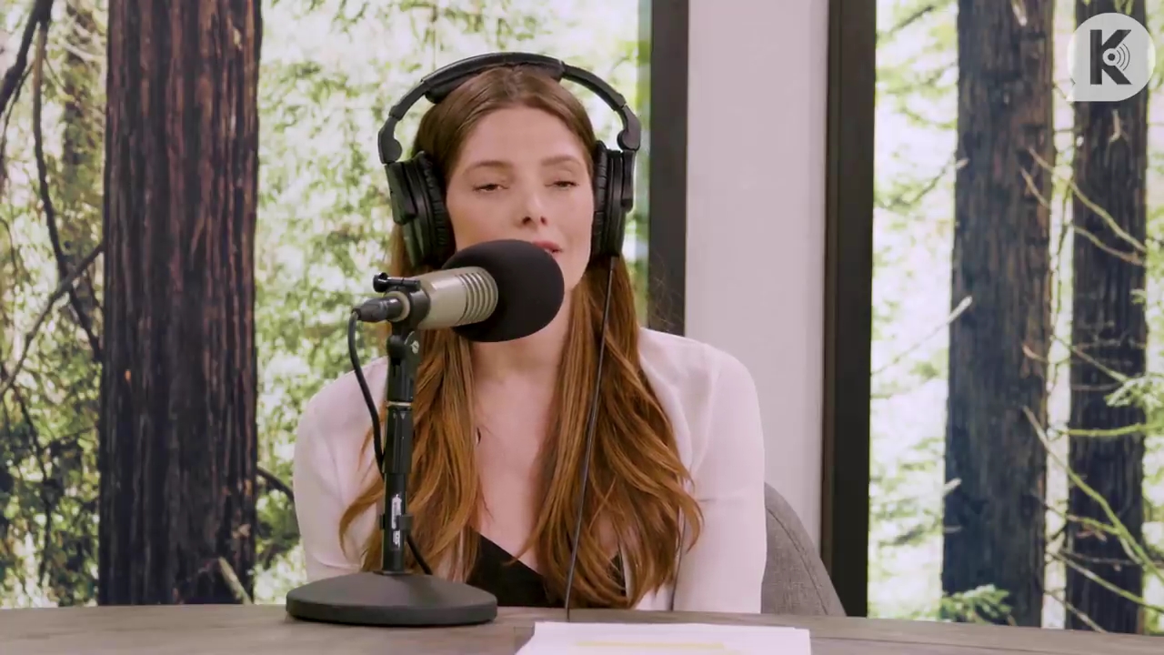 Ashley-Greene-dot-nl_TheTwilightEffect-Aflevering14EclipseRewatchPart3of3-0978.jpg Ashley-Greene-dot-nl_TheTwilightEffect-Aflevering14EclipseRewatchPart3of3-0978.jpg