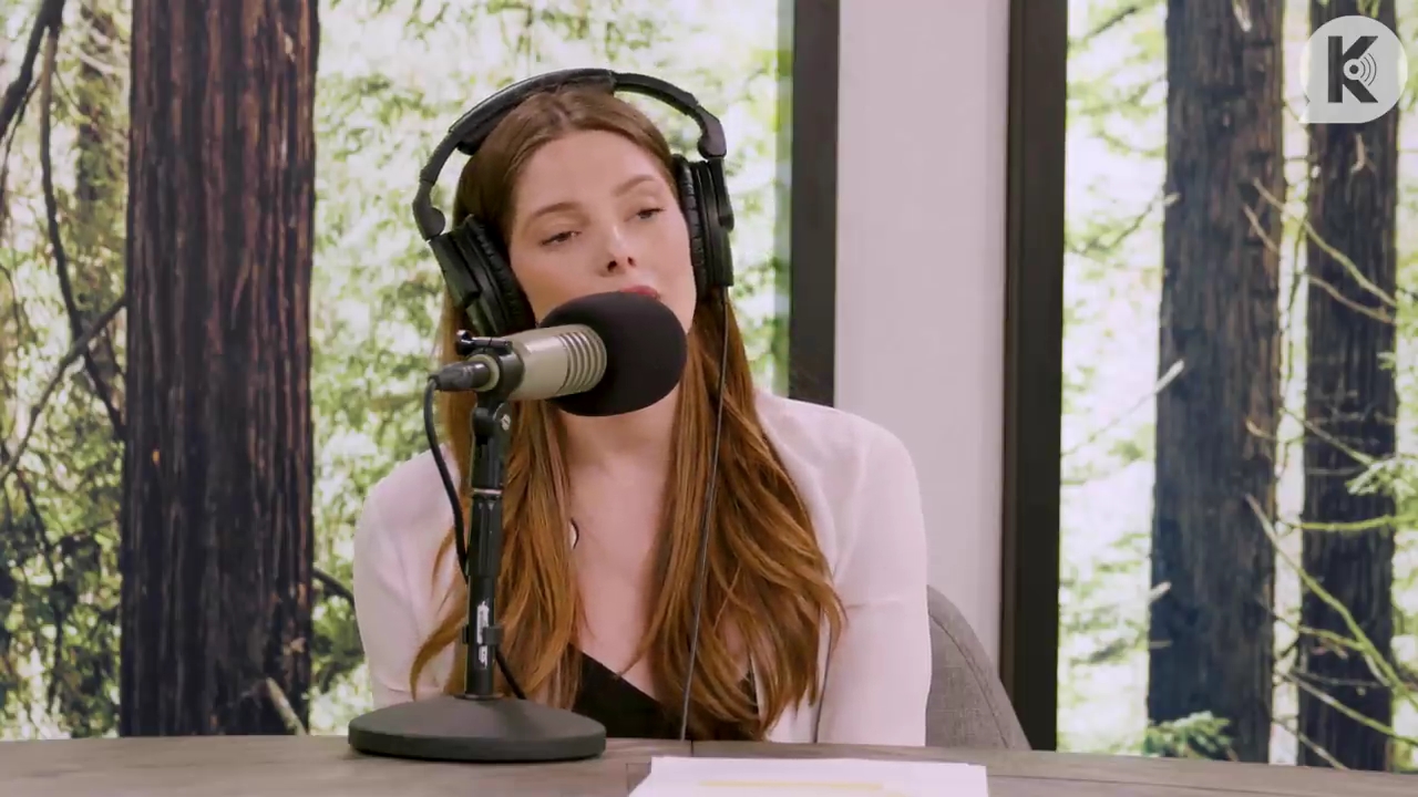 Ashley-Greene-dot-nl_TheTwilightEffect-Aflevering14EclipseRewatchPart3of3-0984.jpg Ashley-Greene-dot-nl_TheTwilightEffect-Aflevering14EclipseRewatchPart3of3-0984.jpg