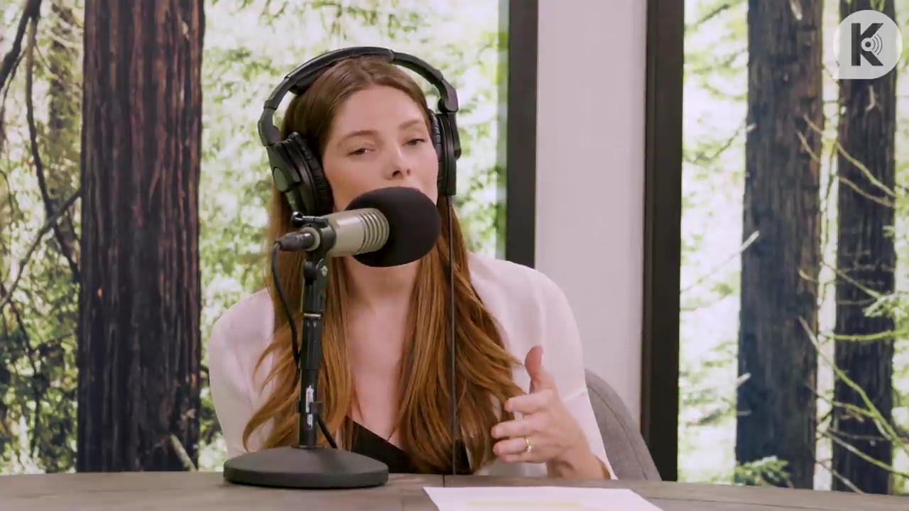 Ashley-Greene-dot-nl_TheTwilightEffect-Aflevering14EclipseRewatchPart3of3-1135.jpg Ashley-Greene-dot-nl_TheTwilightEffect-Aflevering14EclipseRewatchPart3of3-1135.jpg