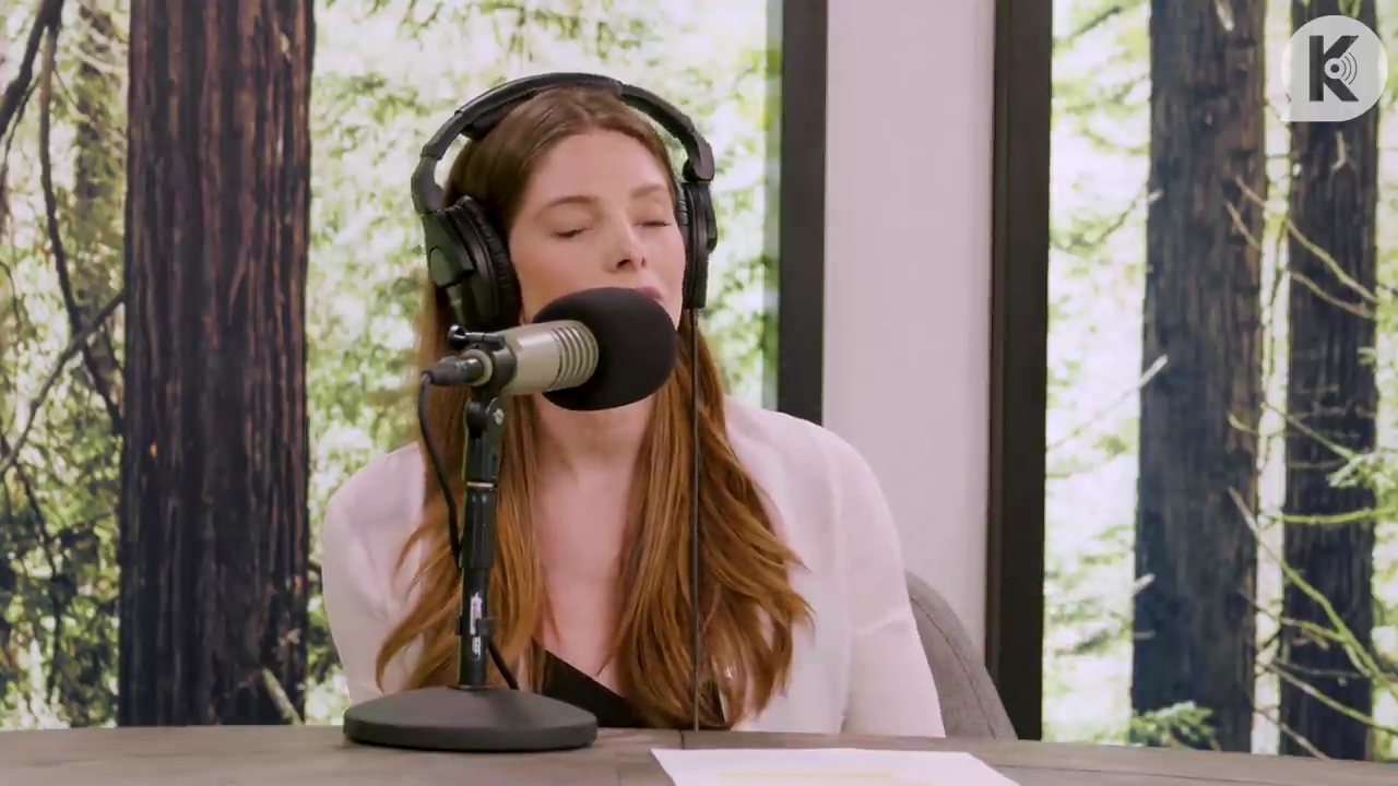 Ashley-Greene-dot-nl_TheTwilightEffect-Aflevering14EclipseRewatchPart3of3-1138.jpg Ashley-Greene-dot-nl_TheTwilightEffect-Aflevering14EclipseRewatchPart3of3-1138.jpg