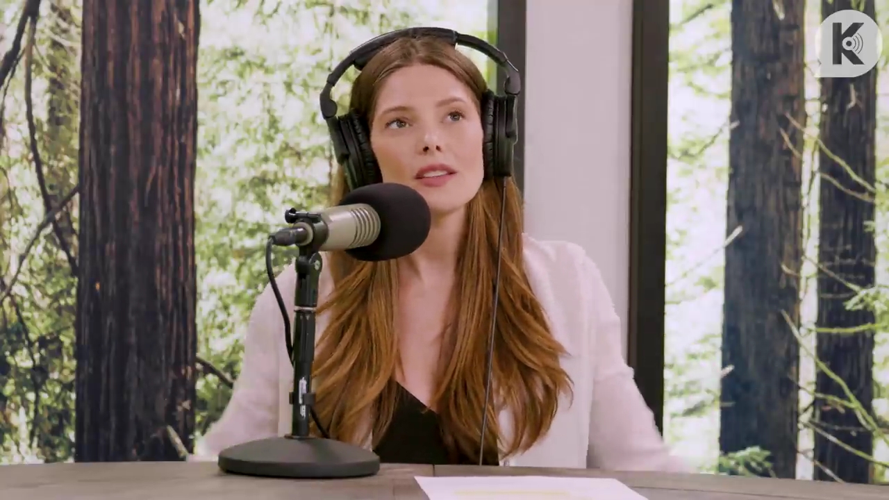 Ashley-Greene-dot-nl_TheTwilightEffect-Aflevering14EclipseRewatchPart3of3-1150.jpg Ashley-Greene-dot-nl_TheTwilightEffect-Aflevering14EclipseRewatchPart3of3-1150.jpg