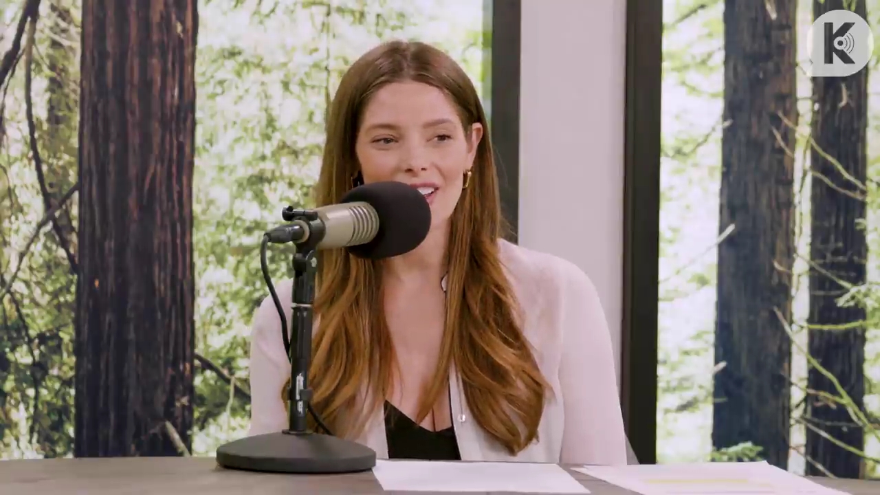 Ashley-Greene-dot-nl_TheTwilightEffect-Aflevering14EclipseRewatchPart3of3-1342.jpg Ashley-Greene-dot-nl_TheTwilightEffect-Aflevering14EclipseRewatchPart3of3-1342.jpg