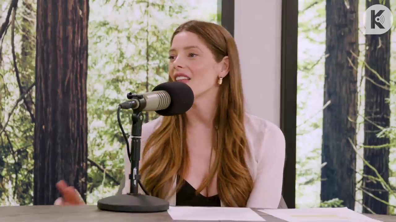 Ashley-Greene-dot-nl_TheTwilightEffect-Aflevering14EclipseRewatchPart3of3-1437.jpg