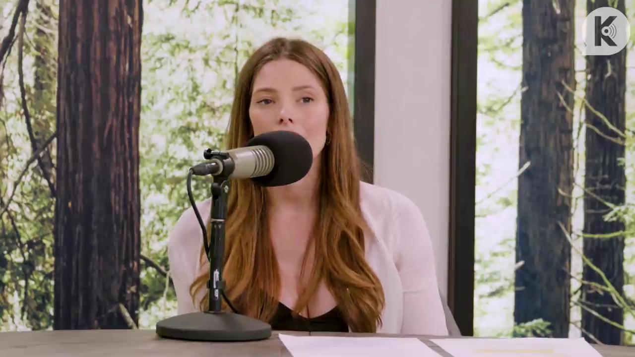 Ashley-Greene-dot-nl_TheTwilightEffect-Aflevering14EclipseRewatchPart3of3-1660.jpg
