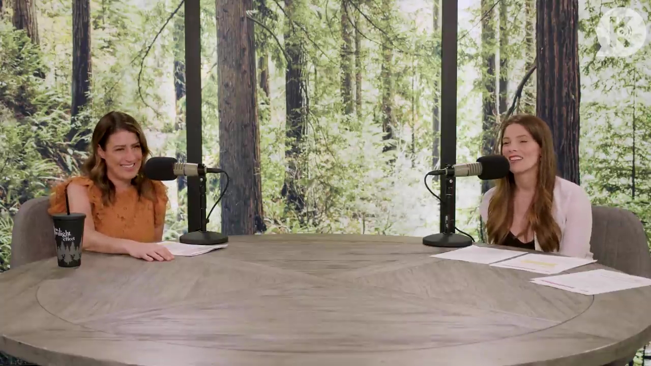 Ashley-Greene-dot-nl_TheTwilightEffect-Aflevering14EclipseRewatchPart3of3-1855.jpg Ashley-Greene-dot-nl_TheTwilightEffect-Aflevering14EclipseRewatchPart3of3-1855.jpg