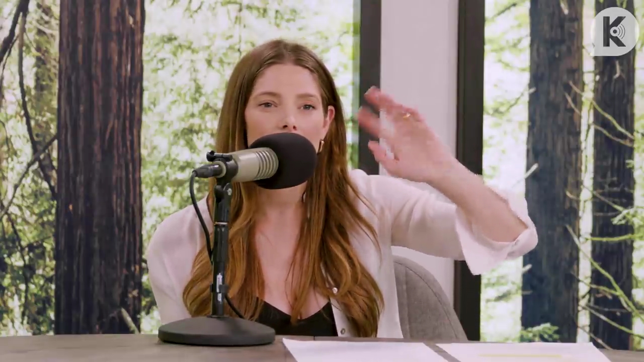 Ashley-Greene-dot-nl_TheTwilightEffect-Aflevering14EclipseRewatchPart3of3-1859.jpg Ashley-Greene-dot-nl_TheTwilightEffect-Aflevering14EclipseRewatchPart3of3-1859.jpg