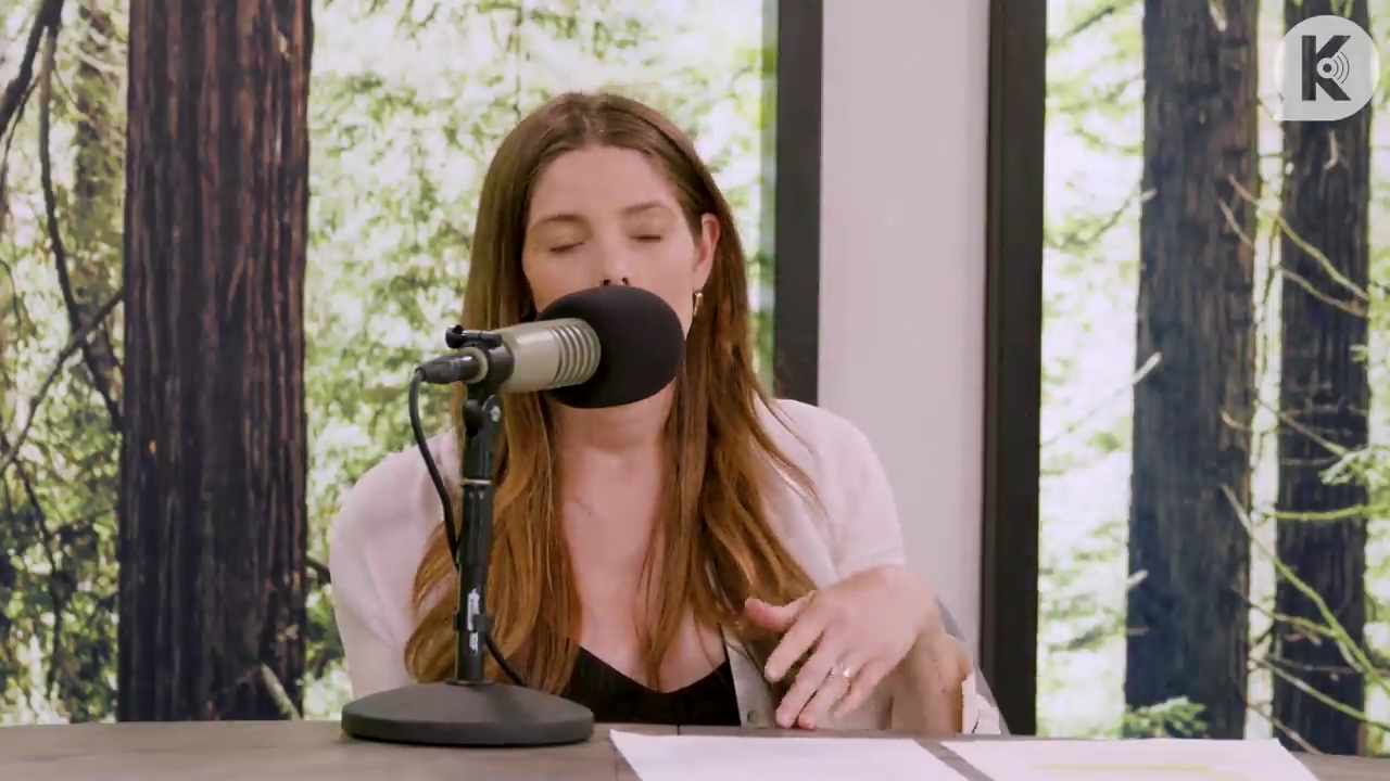 Ashley-Greene-dot-nl_TheTwilightEffect-Aflevering14EclipseRewatchPart3of3-1861.jpg Ashley-Greene-dot-nl_TheTwilightEffect-Aflevering14EclipseRewatchPart3of3-1861.jpg