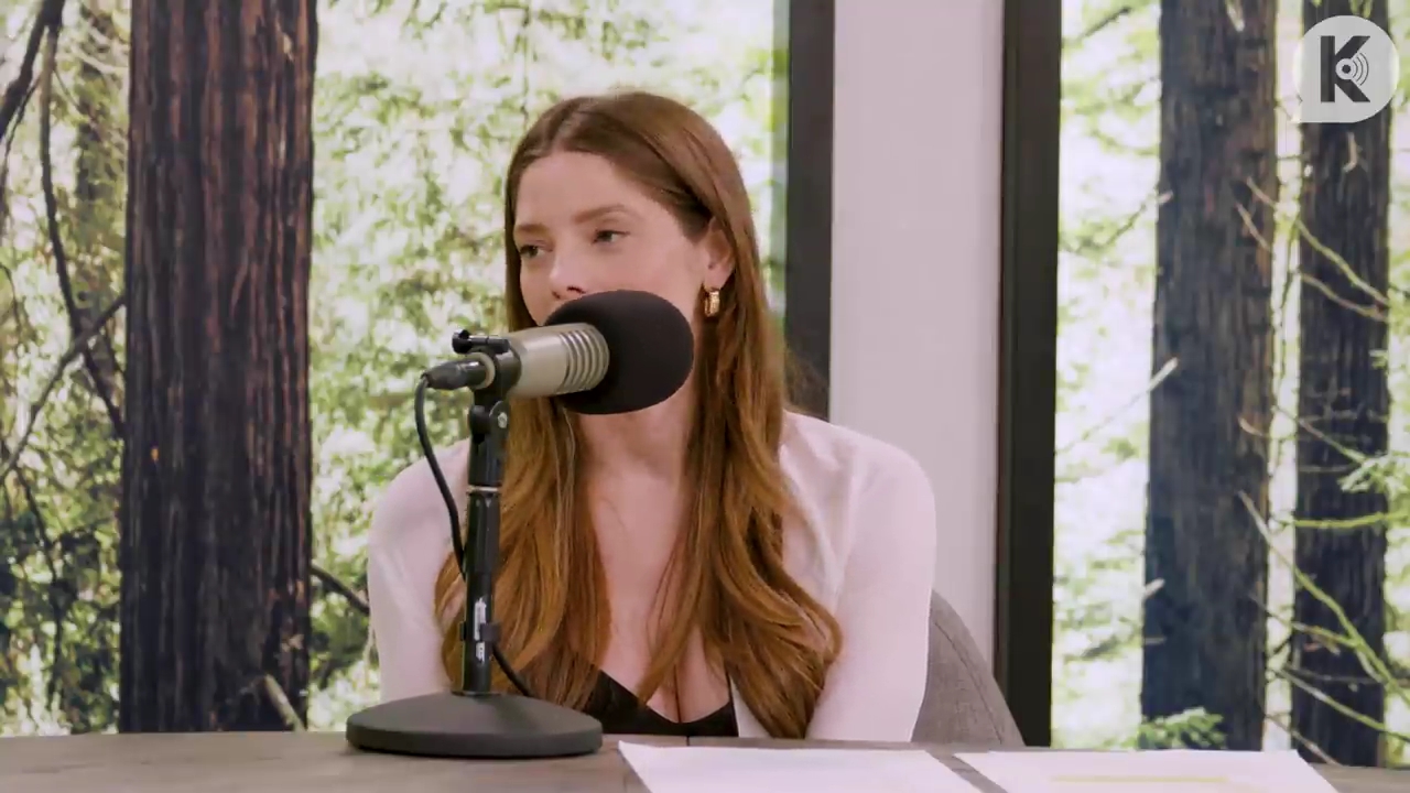 Ashley-Greene-dot-nl_TheTwilightEffect-Aflevering14EclipseRewatchPart3of3-1894.jpg Ashley-Greene-dot-nl_TheTwilightEffect-Aflevering14EclipseRewatchPart3of3-1894.jpg