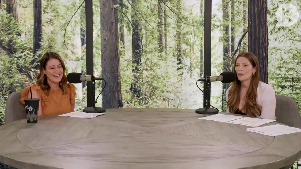 Ashley-Greene-dot-nl_TheTwilightEffect-Aflevering14EclipseRewatchPart3of3-2030.jpg Ashley-Greene-dot-nl_TheTwilightEffect-Aflevering14EclipseRewatchPart3of3-2030.jpg