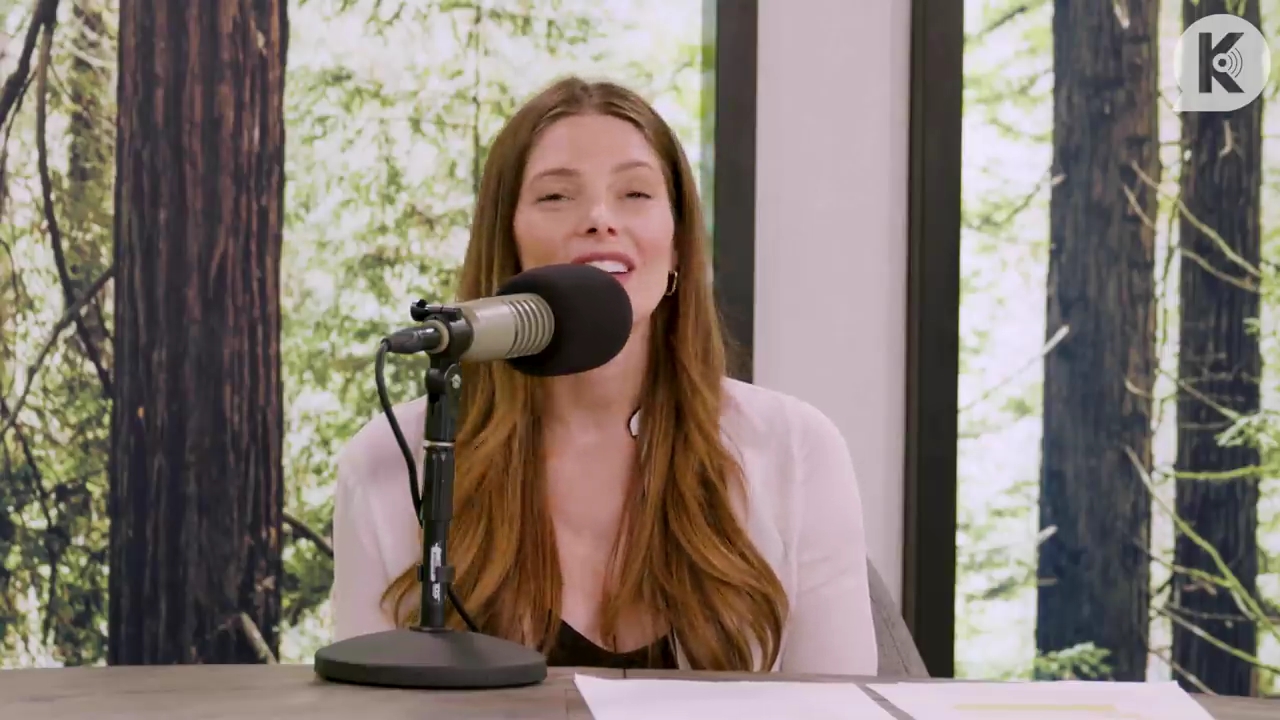 Ashley-Greene-dot-nl_TheTwilightEffect-Aflevering14EclipseRewatchPart3of3-2156.jpg Ashley-Greene-dot-nl_TheTwilightEffect-Aflevering14EclipseRewatchPart3of3-2156.jpg