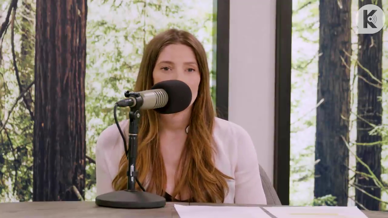 Ashley-Greene-dot-nl_TheTwilightEffect-Aflevering14EclipseRewatchPart3of3-2176.jpg Ashley-Greene-dot-nl_TheTwilightEffect-Aflevering14EclipseRewatchPart3of3-2176.jpg