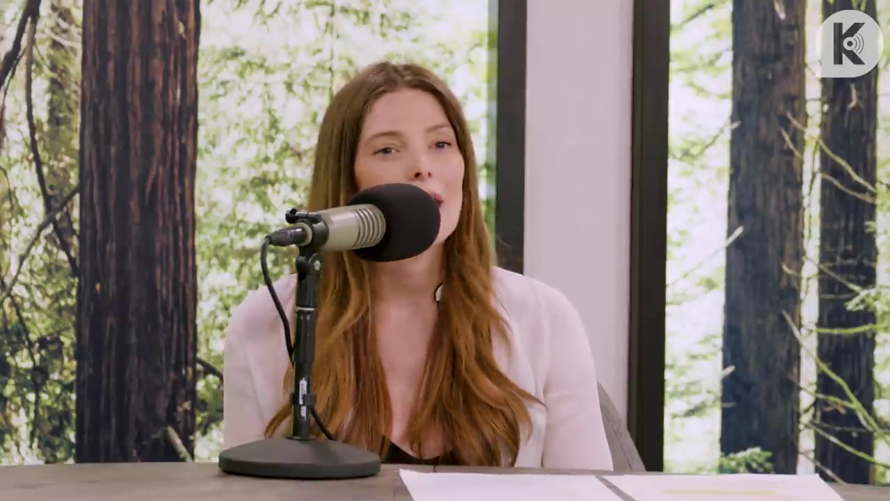 Ashley-Greene-dot-nl_TheTwilightEffect-Aflevering14EclipseRewatchPart3of3-2181.jpg Ashley-Greene-dot-nl_TheTwilightEffect-Aflevering14EclipseRewatchPart3of3-2181.jpg