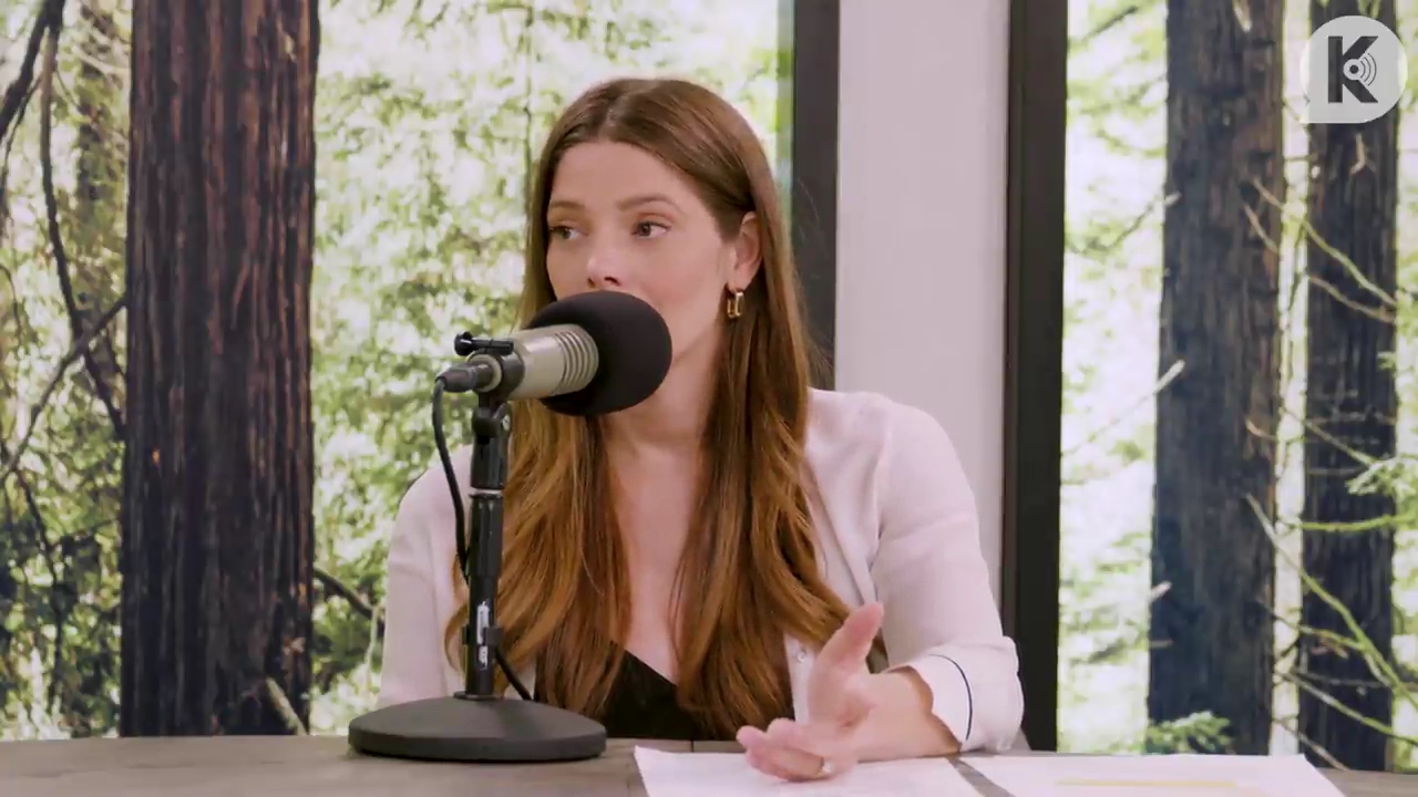 Ashley-Greene-dot-nl_TheTwilightEffect-Aflevering14EclipseRewatchPart3of3-2333.jpg Ashley-Greene-dot-nl_TheTwilightEffect-Aflevering14EclipseRewatchPart3of3-2333.jpg