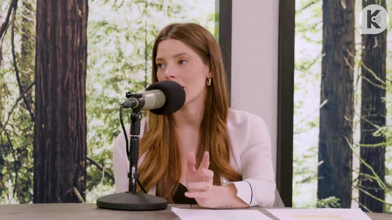 Ashley-Greene-dot-nl_TheTwilightEffect-Aflevering14EclipseRewatchPart3of3-2429.jpg Ashley-Greene-dot-nl_TheTwilightEffect-Aflevering14EclipseRewatchPart3of3-2429.jpg