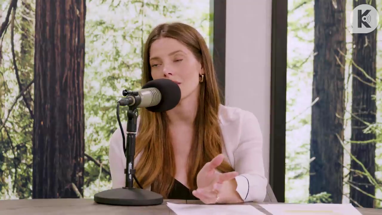 Ashley-Greene-dot-nl_TheTwilightEffect-Aflevering14EclipseRewatchPart3of3-2430.jpg Ashley-Greene-dot-nl_TheTwilightEffect-Aflevering14EclipseRewatchPart3of3-2430.jpg