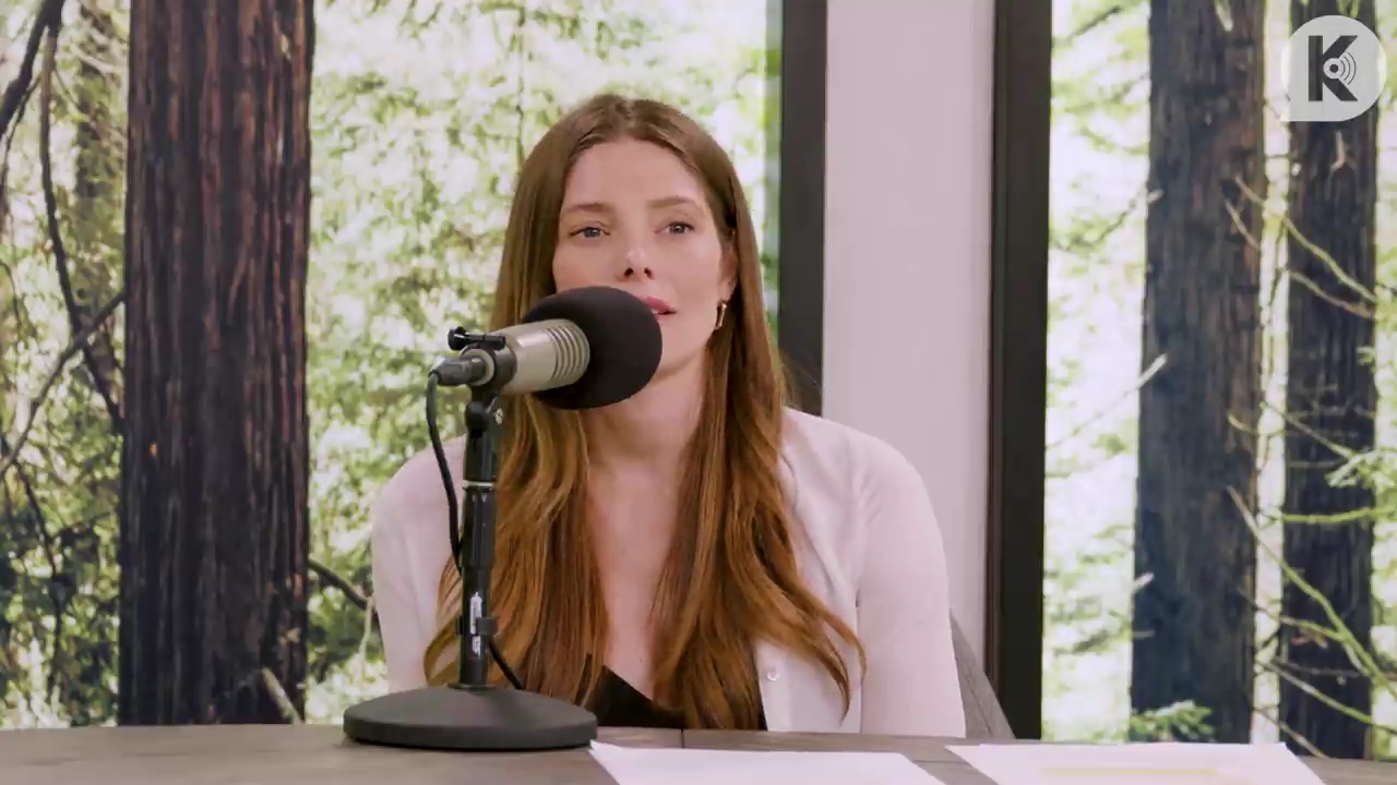 Ashley-Greene-dot-nl_TheTwilightEffect-Aflevering14EclipseRewatchPart3of3-2529.jpg Ashley-Greene-dot-nl_TheTwilightEffect-Aflevering14EclipseRewatchPart3of3-2529.jpg