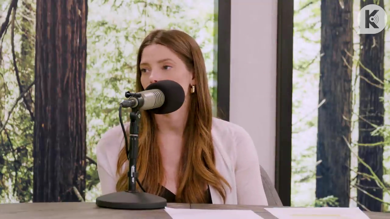 Ashley-Greene-dot-nl_TheTwilightEffect-Aflevering14EclipseRewatchPart3of3-2595.jpg Ashley-Greene-dot-nl_TheTwilightEffect-Aflevering14EclipseRewatchPart3of3-2595.jpg