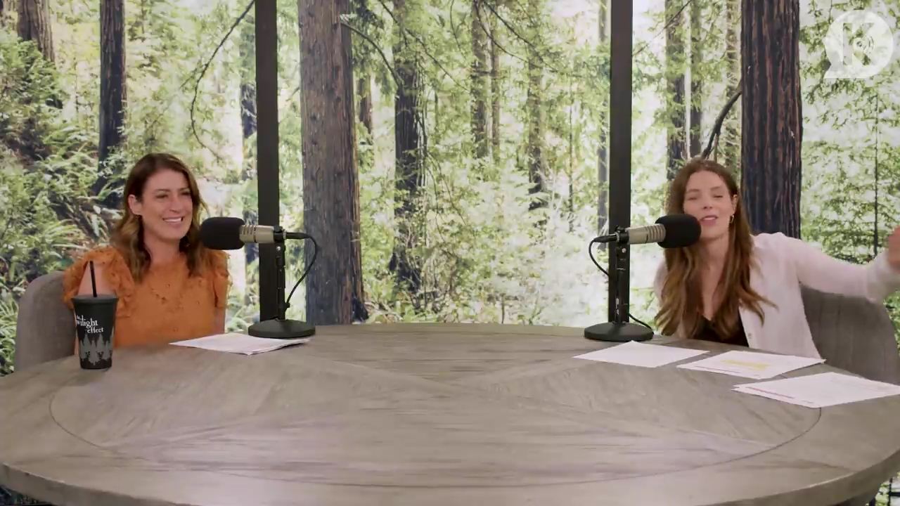 Ashley-Greene-dot-nl_TheTwilightEffect-Aflevering14EclipseRewatchPart3of3-2623.jpg Ashley-Greene-dot-nl_TheTwilightEffect-Aflevering14EclipseRewatchPart3of3-2623.jpg